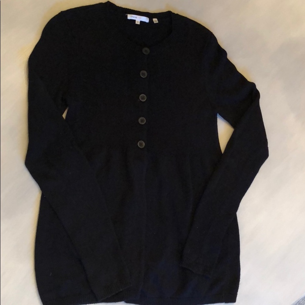 Vince black cotton/cash sweater size medium